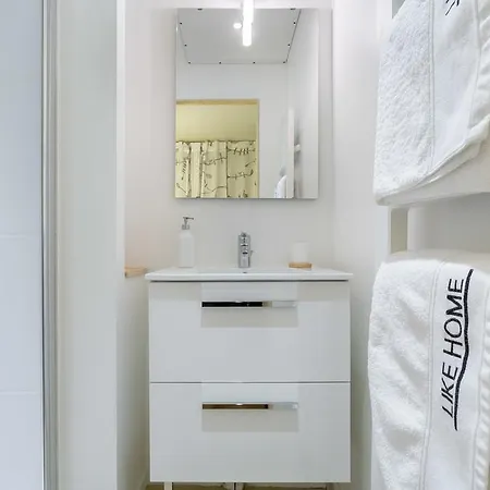 Like - Le Parc Apartment